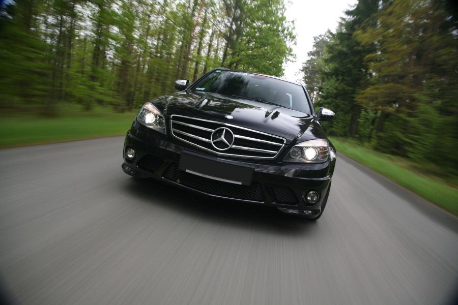  Mercedes-Benz C63 AMG by Edo Competition 2009 года  (фото 23 из 26)